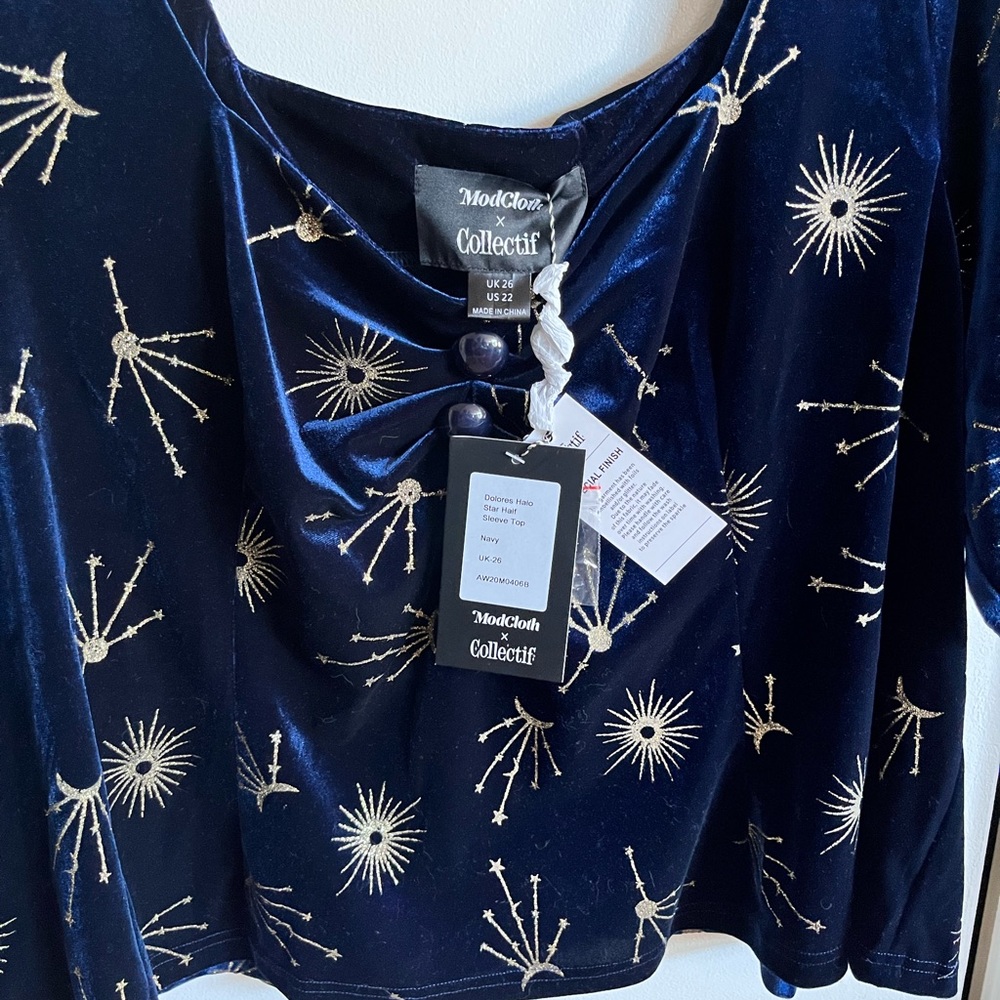 ModCloth collectif Dolores top